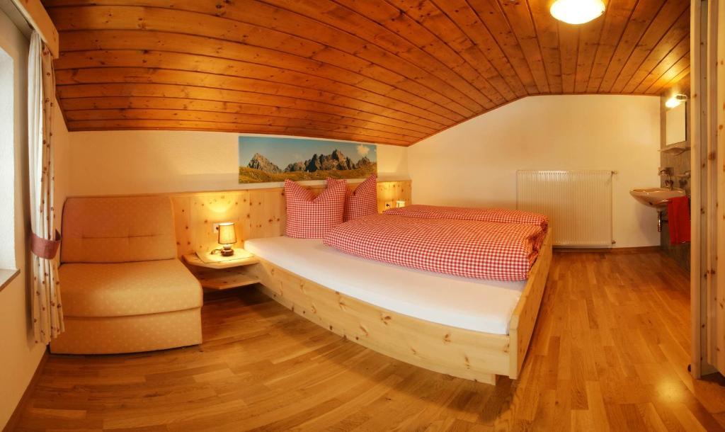Villa Tobadillerhof Wenns Zimmer foto